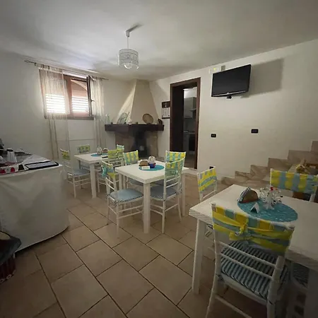 Alojamento de Acomodação e Pequeno-almoço Francesca Salento Scorrano (Apulia)